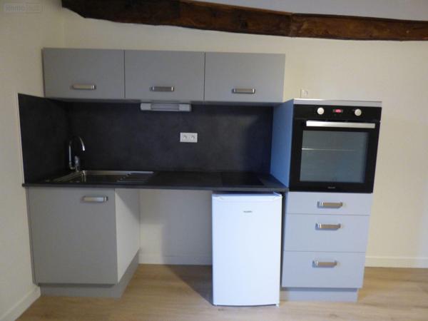 Duplex à louer à Hédé Bazouges en Ille-et-Vilaine (35630), ref : 020/605   
centre