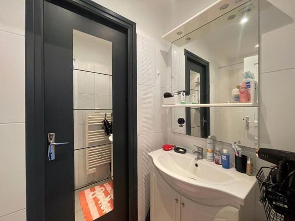 LOCAL + APPARTEMENT T2- Hypercentre Quimper