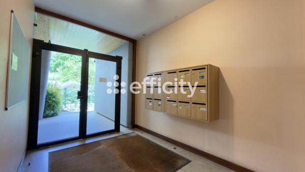 Appartement
         3 pièces
        - 70 m² 206 000 € *