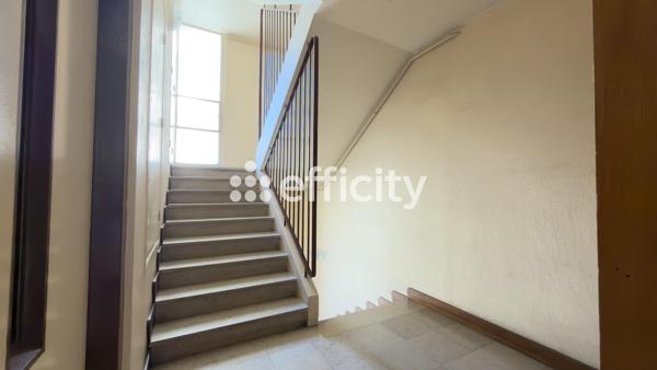 Appartement
         3 pièces
        - 70 m² 206 000 € *