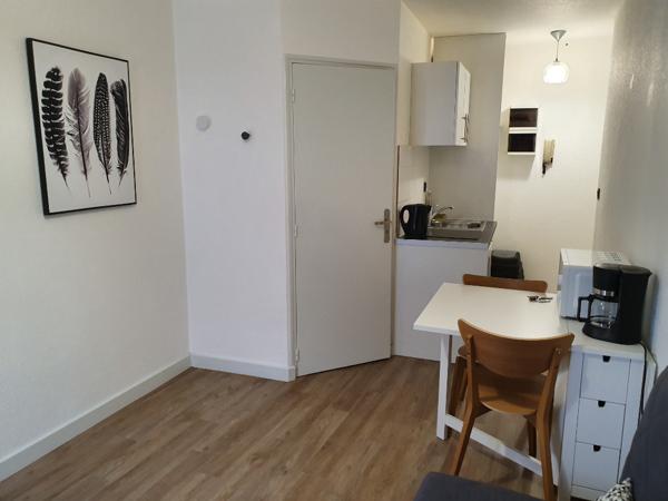 CENTRE VILLE POITIERS Appartement 1 pièce(s) 20 m² meublé