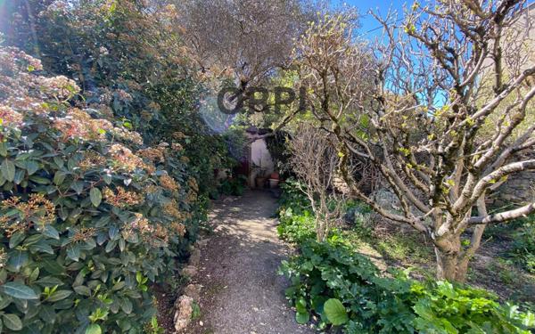 Maison à vendre    7 pièces •  Carpentras