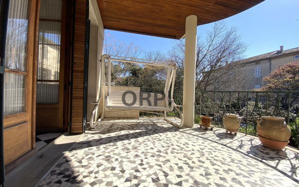 Maison à vendre    7 pièces •  Carpentras