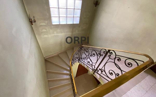 Maison à vendre    7 pièces •  Carpentras