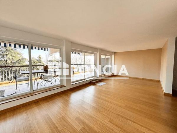 Location Appartement 3 pièces 73.32 m² - 5 CHEMIN DU GRAND ROULE La Mulatiere 69350