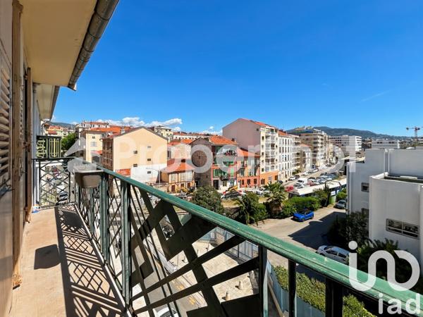 Appartement 2 pièces de 40 m² à Nice (06000)