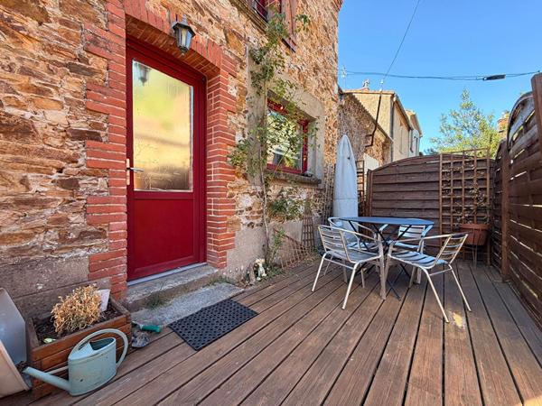 LA VARENNE - Maison de charme en pierre, 3 chambres, jardin, terrasse et cadre de vie exceptionnel à deux pas de la Loire.