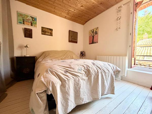 LA VARENNE - Maison de charme en pierre, 3 chambres, jardin, terrasse et cadre de vie exceptionnel à deux pas de la Loire.