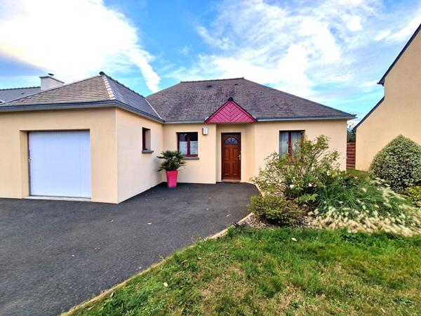 Trégueux - maison 2009 de plain-pied, 3 chambres, séjour de 50 m², quartier calme, garage, jardin SUD