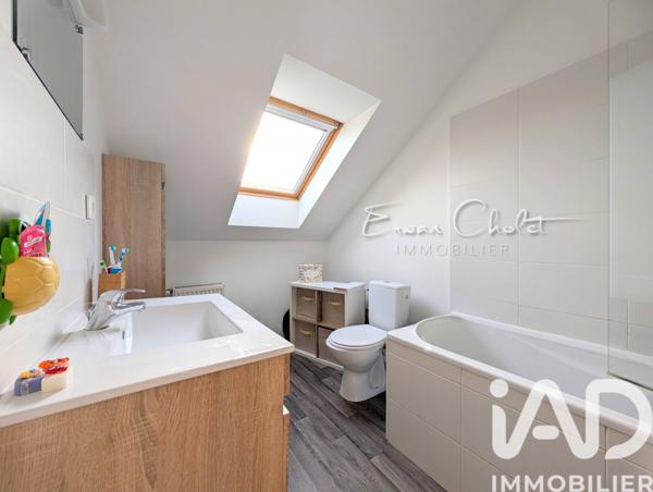 Maison à vendre 5 pièces 108 m² Saint-Étienne-de-Montluc