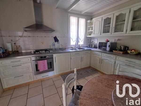 Maison à vendre 5 pièces 140 m² Saint-Laurent-des-Vignes