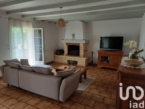 Maison à vendre 5 pièces 140 m² Saint-Laurent-des-Vignes