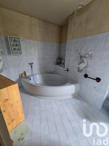 Maison à vendre 6 pièces 196 m² Mareuil-le-Port