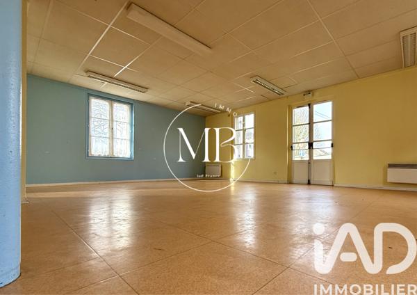 Immeuble à vendre 162 m² Asnières-sur-Oise