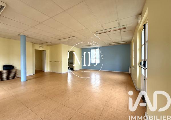 Immeuble à vendre 162 m² Asnières-sur-Oise
