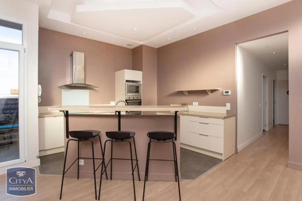 Appartement à louer 5 pièces 150m² Roanne (42300)