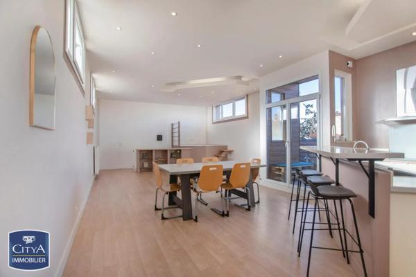 Appartement à louer 5 pièces 150m² Roanne (42300)