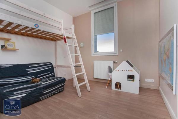 Appartement à louer 5 pièces 150m² Roanne (42300)