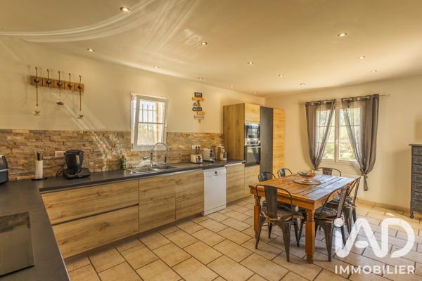 Maison à vendre 5 pièces 176,41 m² Saint-Gilles