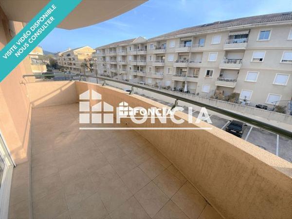 Location Studio 30.3 m² - 29 RUE EMILE ZOLA Draguignan 83300