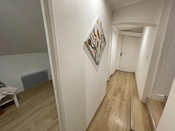 Appartement ancien Bourgbarré 4 pièce(s) 85 m2 - Hypercentre - Exposition Ouest