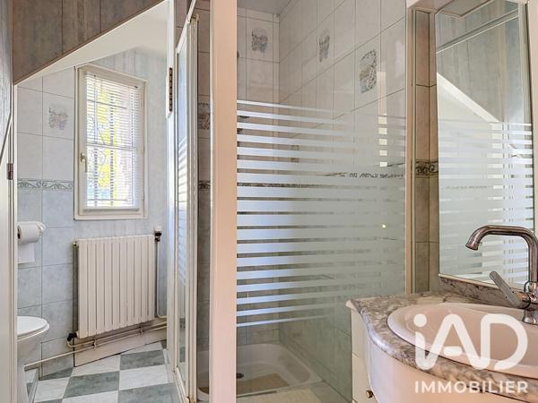 Maison à vendre 11 pièces 266 m² Vez