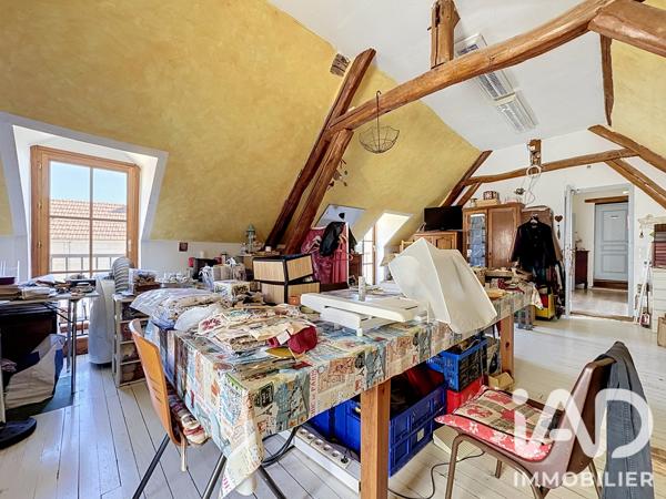 Maison à vendre 11 pièces 266 m² Vez