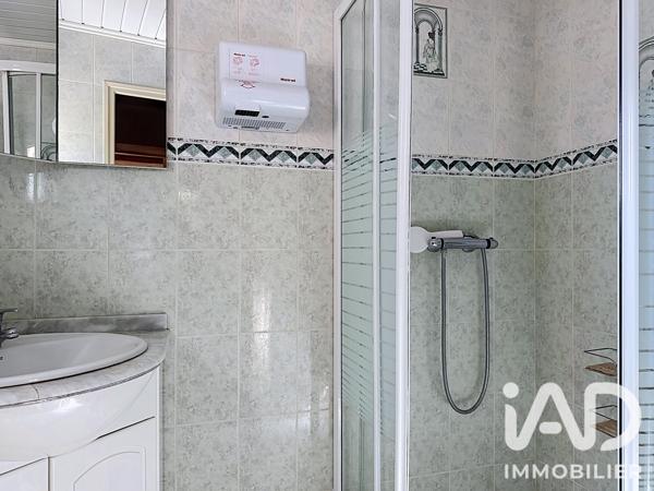 Maison à vendre 11 pièces 266 m² Vez