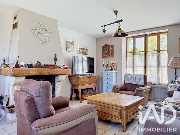 Maison à vendre 11 pièces 266 m² Vez