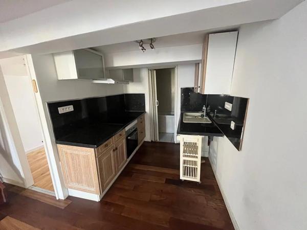 Location                                                      Appartement
                        
                     3 pièces                      40 m2                     à Rivesaltes