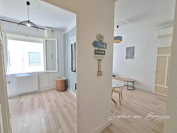 Appartement rénové à vendre à MARSEILLE 7EME ARRONDISSEMENT (13), 3 pièces, 40 m², à 50 m de la plage des Catalans