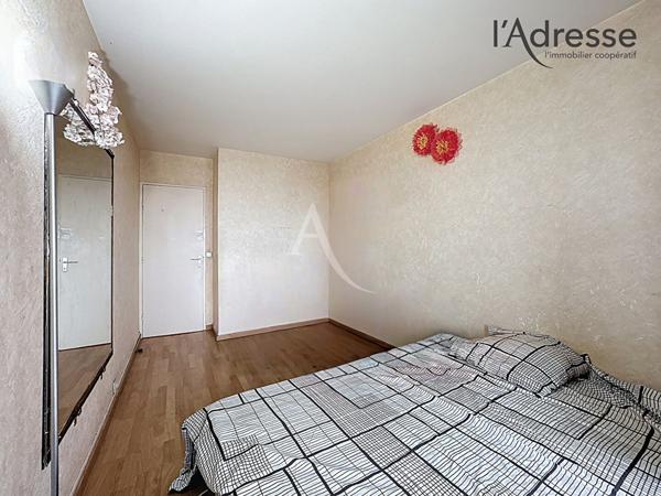 PUTEAUX ? Tour EVE ? Esplanade de La Défense 4 pièces 108 m2