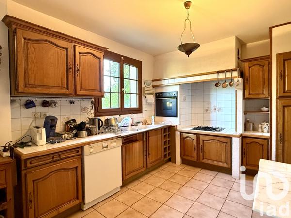 Maison à vendre 4 pièces 111 m² Le Perray-en-Yvelines