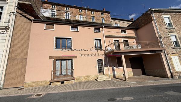 Grande maison 180 m² habitable avec balcon et dépendance