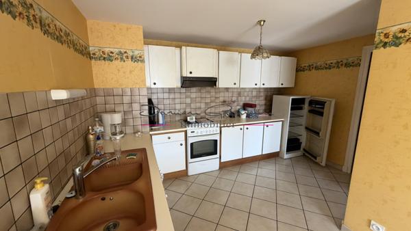 Grande maison 180 m² habitable avec balcon et dépendance