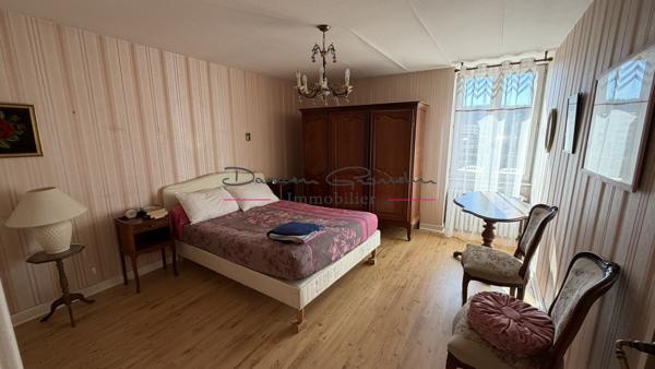 Grande maison 180 m² habitable avec balcon et dépendance