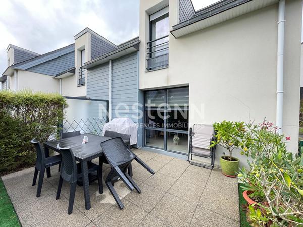 À VENDRE Maison T3 mitoyenne - Vendue louée - garage et place de parking