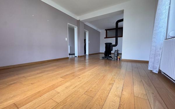 Maison à vendre    7 pièces • 200 m2 Pévy