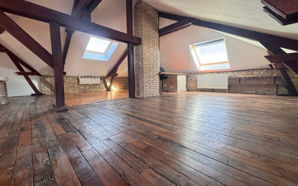 Maison à vendre    7 pièces • 200 m2 Pévy