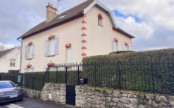 Maison à vendre    7 pièces • 200 m2 Pévy