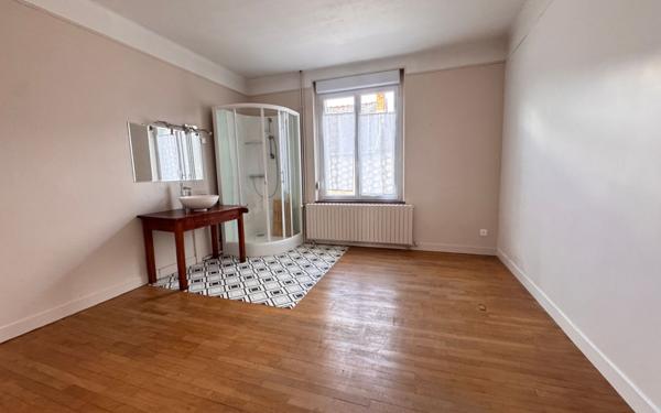Maison à vendre    7 pièces • 200 m2 Pévy