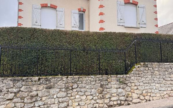 Maison à vendre    7 pièces • 200 m2 Pévy