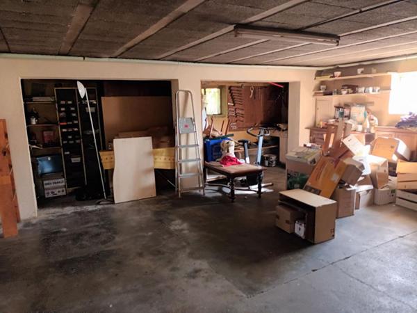 Maison  4 pièce(s) 97 m2 sur sous sol semi enterré