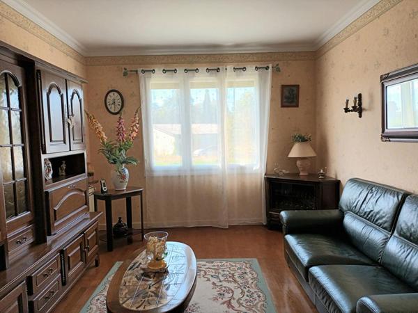 Maison  4 pièce(s) 97 m2 sur sous sol semi enterré