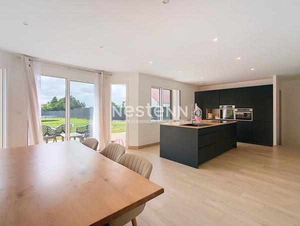 Grande maison de 180 m² 5 chambres sur un terrain de 1100 m² - 15 minutes HOUDAN