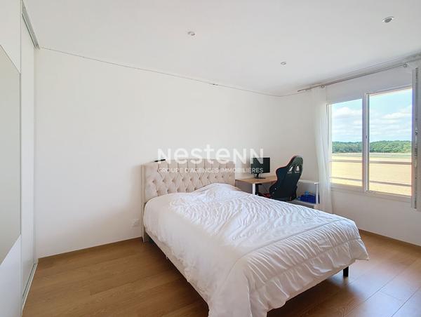 Grande maison de 180 m² 5 chambres sur un terrain de 1100 m² - 15 minutes HOUDAN