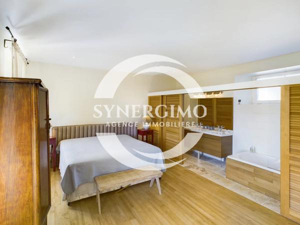 Vélines (24230) Propriété familiale ou gites