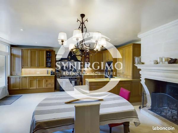 Vélines (24230) Propriété familiale ou gites