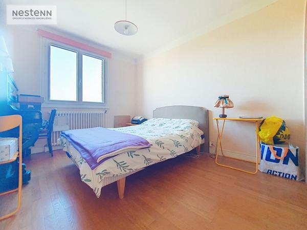 Appartement Loyettes 4 /6 pièce(s) 100 m² avec balcon, cave et garage