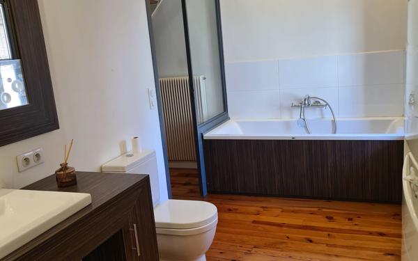 Maison à vendre    4 pièces •  Aiguefonde